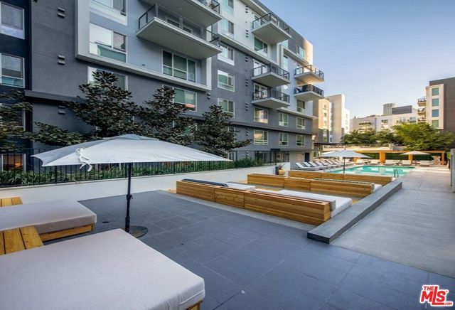 1120 W 6th Street 2519, Los Angeles, CA 90017