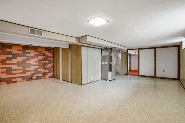 501 Nicholson AVENUE, South Milwaukee, WI 53172