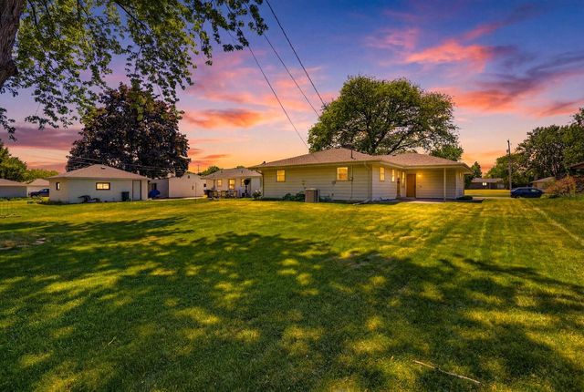 501 Nicholson AVENUE, South Milwaukee, WI 53172