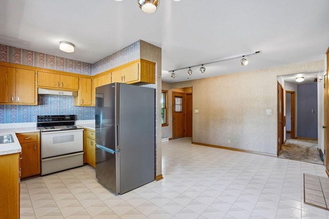 501 Nicholson AVENUE, South Milwaukee, WI 53172