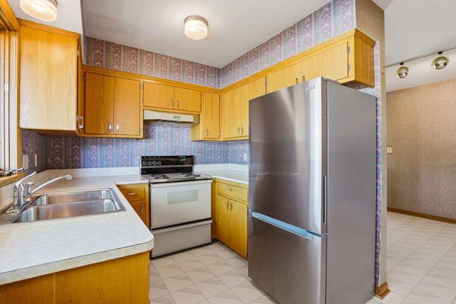 501 Nicholson AVENUE, South Milwaukee, WI 53172