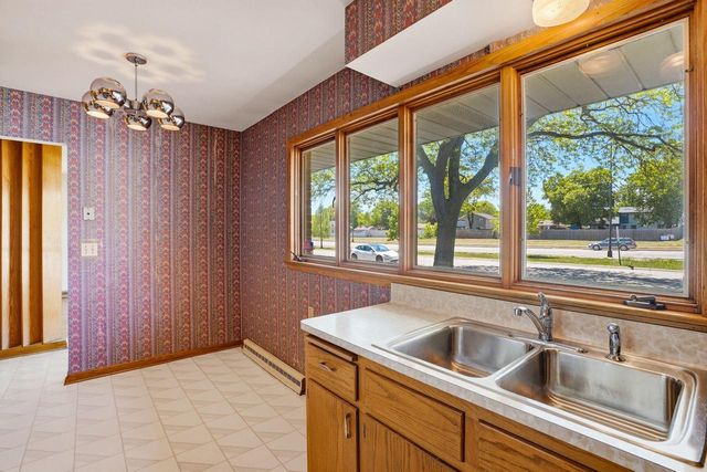 501 Nicholson AVENUE, South Milwaukee, WI 53172