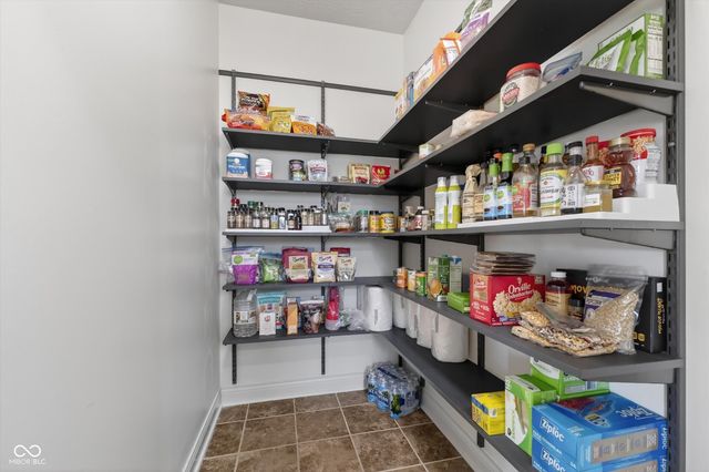 15565 Viking Crusader Court, Westfield, IN 46074