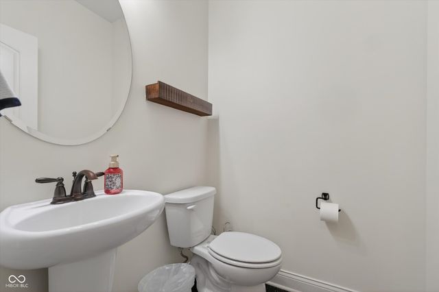 15565 Viking Crusader Court, Westfield, IN 46074