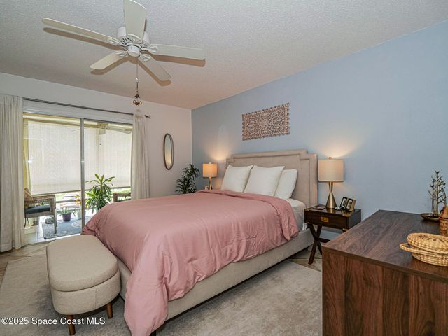 75 Royal Oak Court 204, Vero Beach, FL 32962