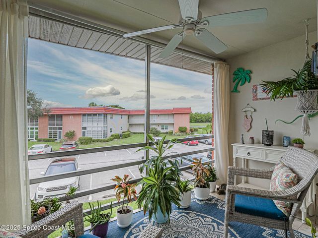 75 Royal Oak Court 204, Vero Beach, FL 32962