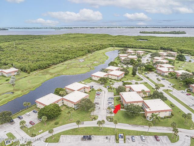 75 Royal Oak Court 204, Vero Beach, FL 32962
