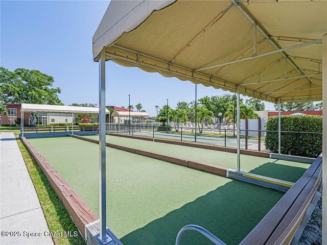 75 Royal Oak Court 204, Vero Beach, FL 32962