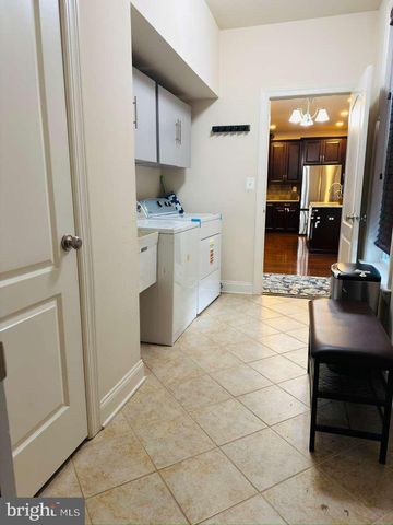 43088 OLD RYAN RD, Ashburn, VA 20148