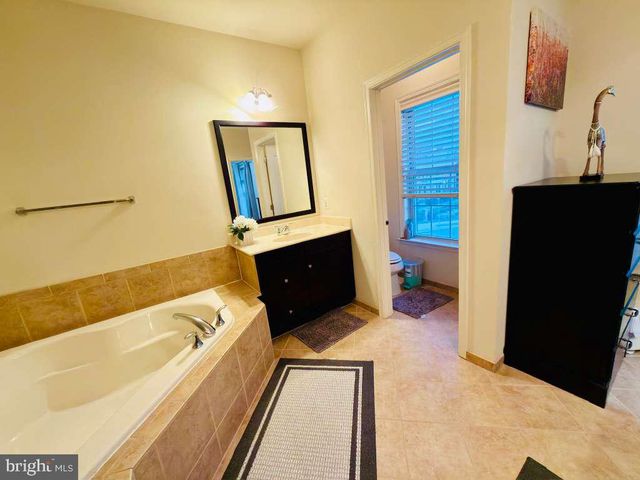 43088 OLD RYAN RD, Ashburn, VA 20148