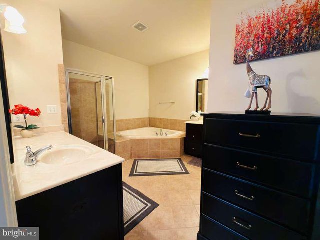 43088 OLD RYAN RD, Ashburn, VA 20148