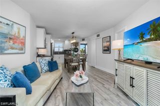1011 Anglers CV H403, Marco Island, FL 34145