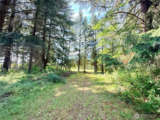503 Centre Street N, Rainier, WA 98576