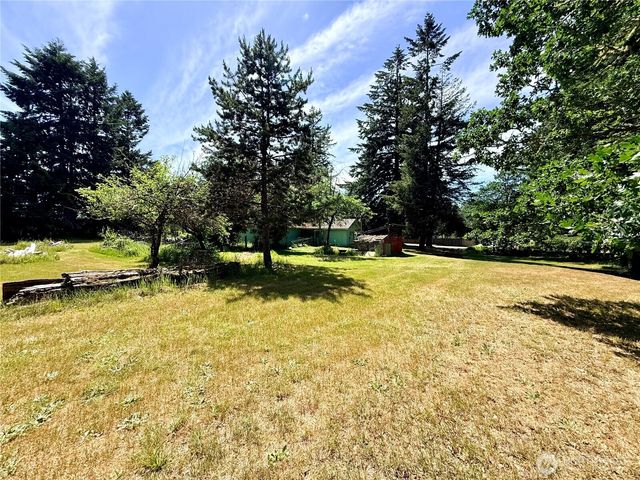 503 Centre Street N, Rainier, WA 98576