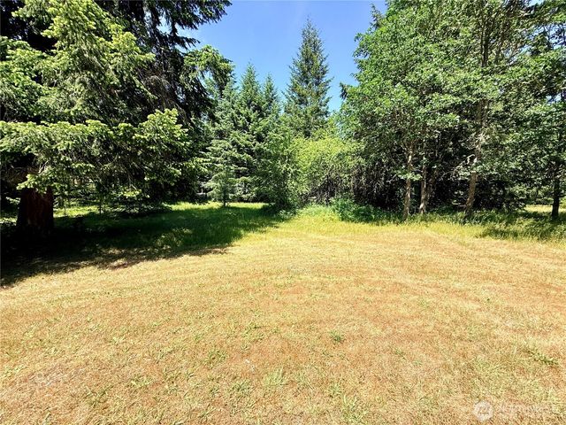 503 Centre Street N, Rainier, WA 98576