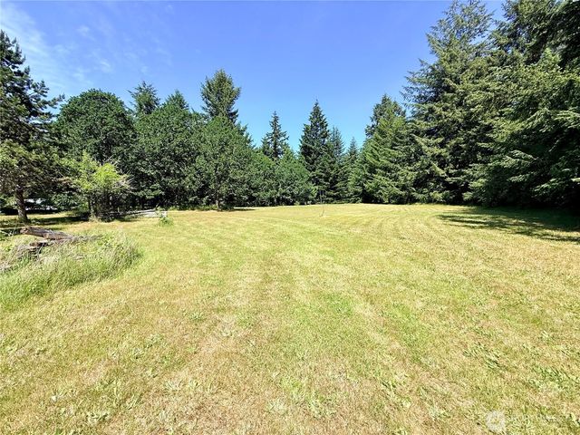 503 Centre Street N, Rainier, WA 98576