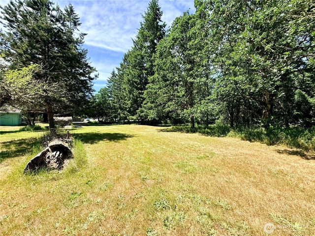 503 Centre Street N, Rainier, WA 98576