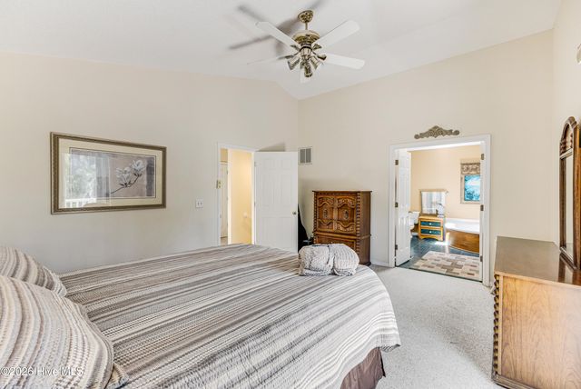 71 Glenwood Drive, Southport, NC 28461