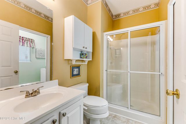 71 Glenwood Drive, Southport, NC 28461