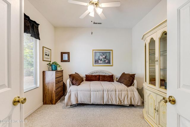 71 Glenwood Drive, Southport, NC 28461