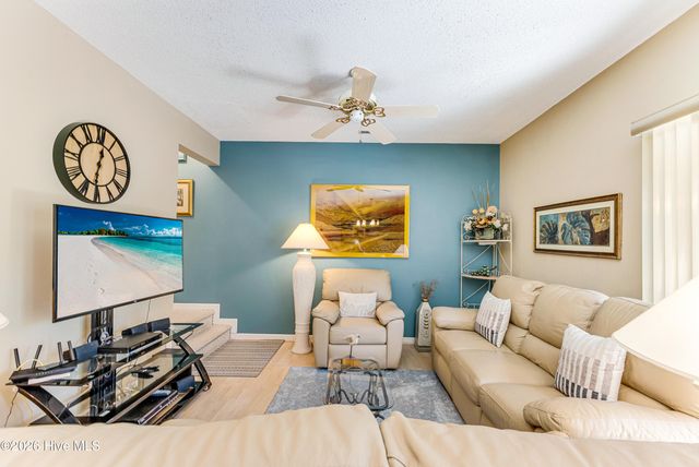 71 Glenwood Drive, Southport, NC 28461
