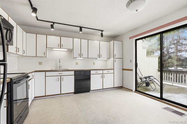 499B Heritage Hills 499B, Somers, NY 10589