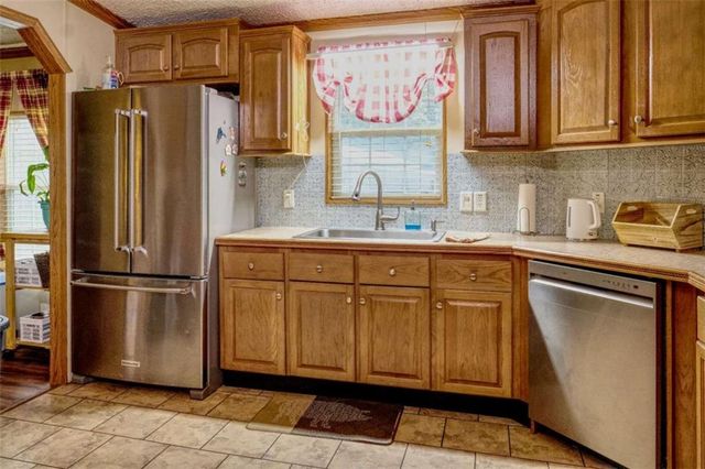 405 NE Brewer Road NE, Kingston, GA 30145