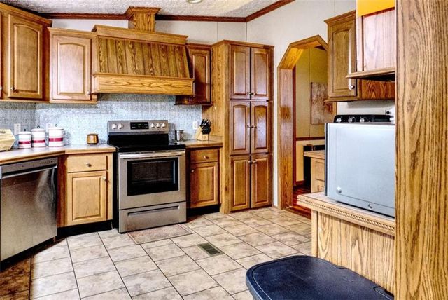 405 NE Brewer Road NE, Kingston, GA 30145