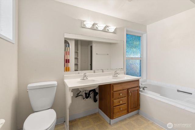 3319 S 192nd Street, Seatac, WA 98188