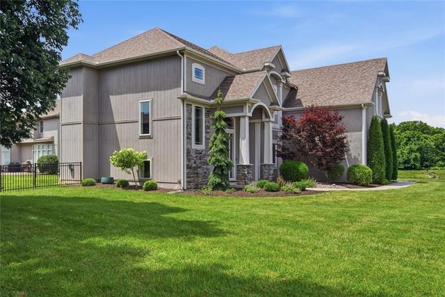 7817 Green Street, Shawnee, KS 66227