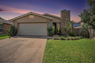 5927 Maco Street, Galveston, TX 77551