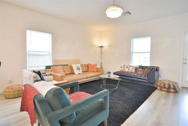 2806 Oakheath Crest Court, Pearland, TX 77089