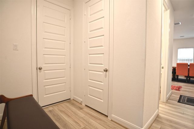 2806 Oakheath Crest Court, Pearland, TX 77089