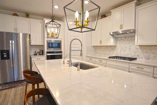 2806 Oakheath Crest Court, Pearland, TX 77089