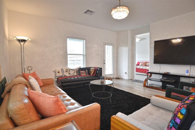 2806 Oakheath Crest Court, Pearland, TX 77089