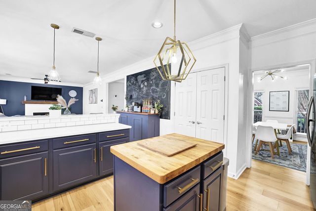 2410 Retreat Close NE, Marietta, GA 30066