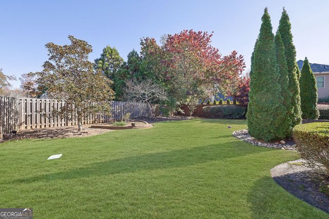 2410 Retreat Close NE, Marietta, GA 30066