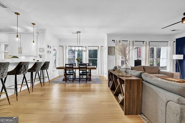 2410 Retreat Close NE, Marietta, GA 30066