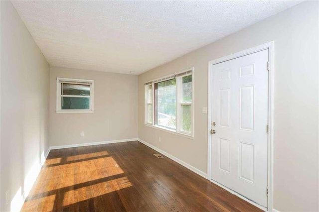 3523 Garfield Way, Atlanta, GA 30354