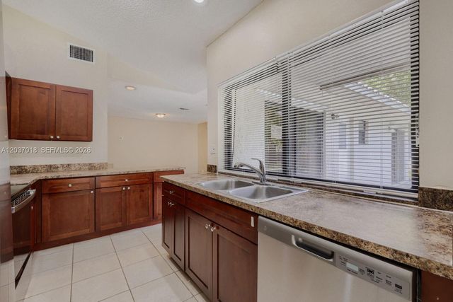 7195 NW 5th Ave, Boca Raton, FL 33487