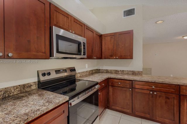 7195 NW 5th Ave, Boca Raton, FL 33487