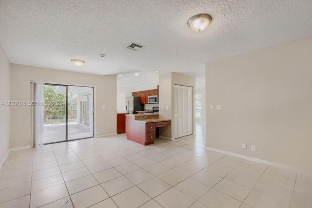 7195 NW 5th Ave, Boca Raton, FL 33487