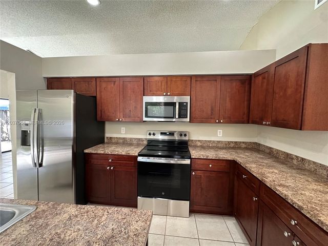 7195 NW 5th Ave, Boca Raton, FL 33487