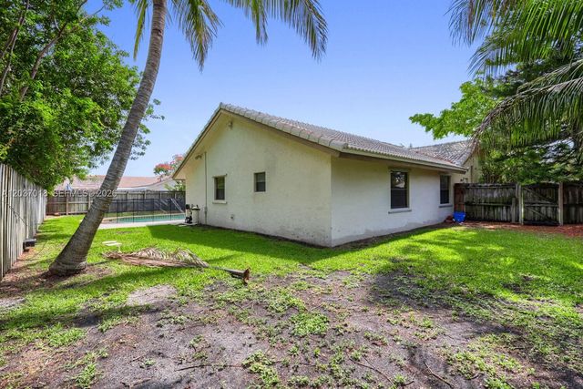7195 NW 5th Ave, Boca Raton, FL 33487