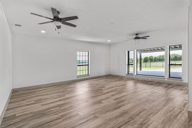 601 County Road 3525, Paradise, TX 76073