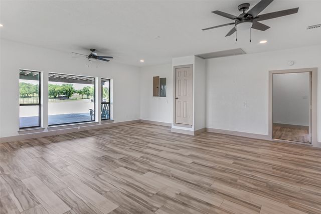 601 County Road 3525, Paradise, TX 76073