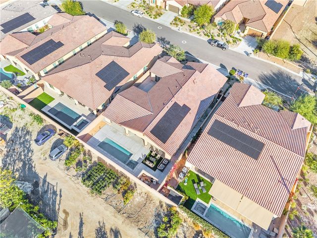 51933 Marquis, La Quinta, CA 92253