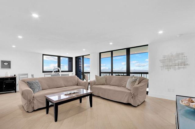 5380 N Ocean Drive 17e, Singer Island, FL 33404