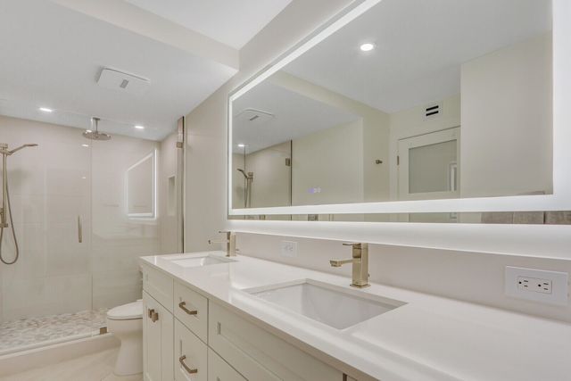 5380 N Ocean Drive 17e, Singer Island, FL 33404