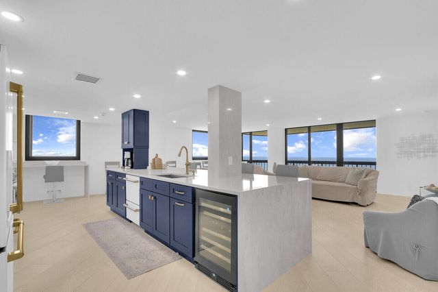 5380 N Ocean Drive 17e, Singer Island, FL 33404